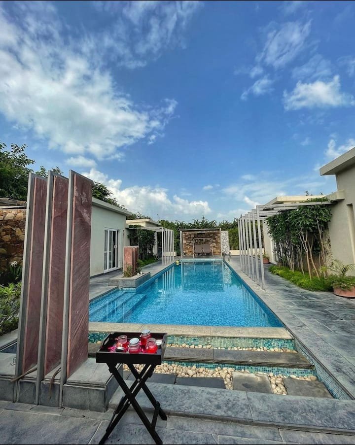 Exotic Balinese Style Villa Pushkar