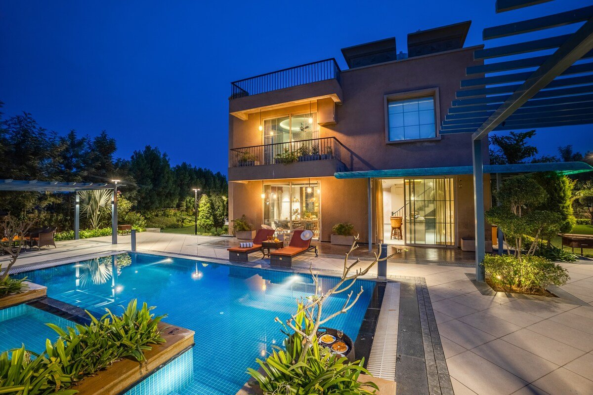 Royal Hillside Haven Jaipur
